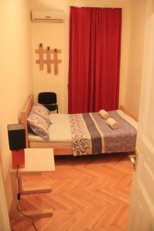 Hostel Bude Koutaïssi Extérieur photo