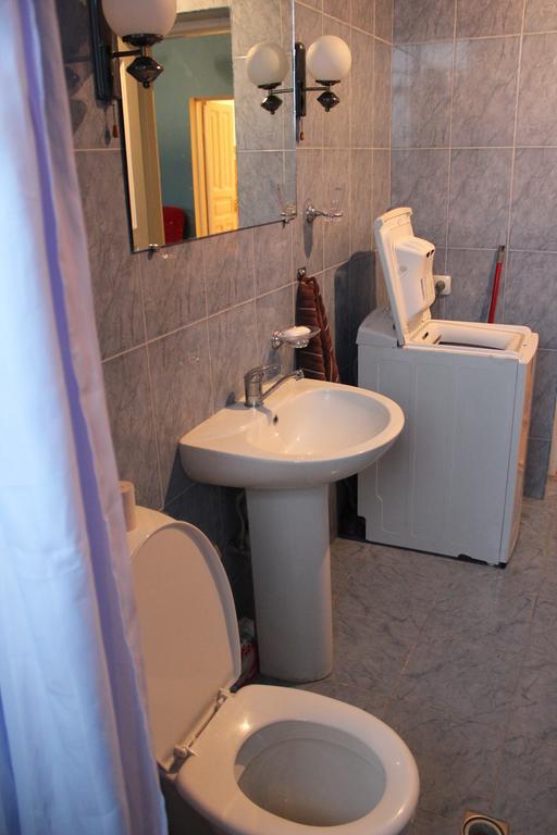 Hostel Bude Koutaïssi Extérieur photo